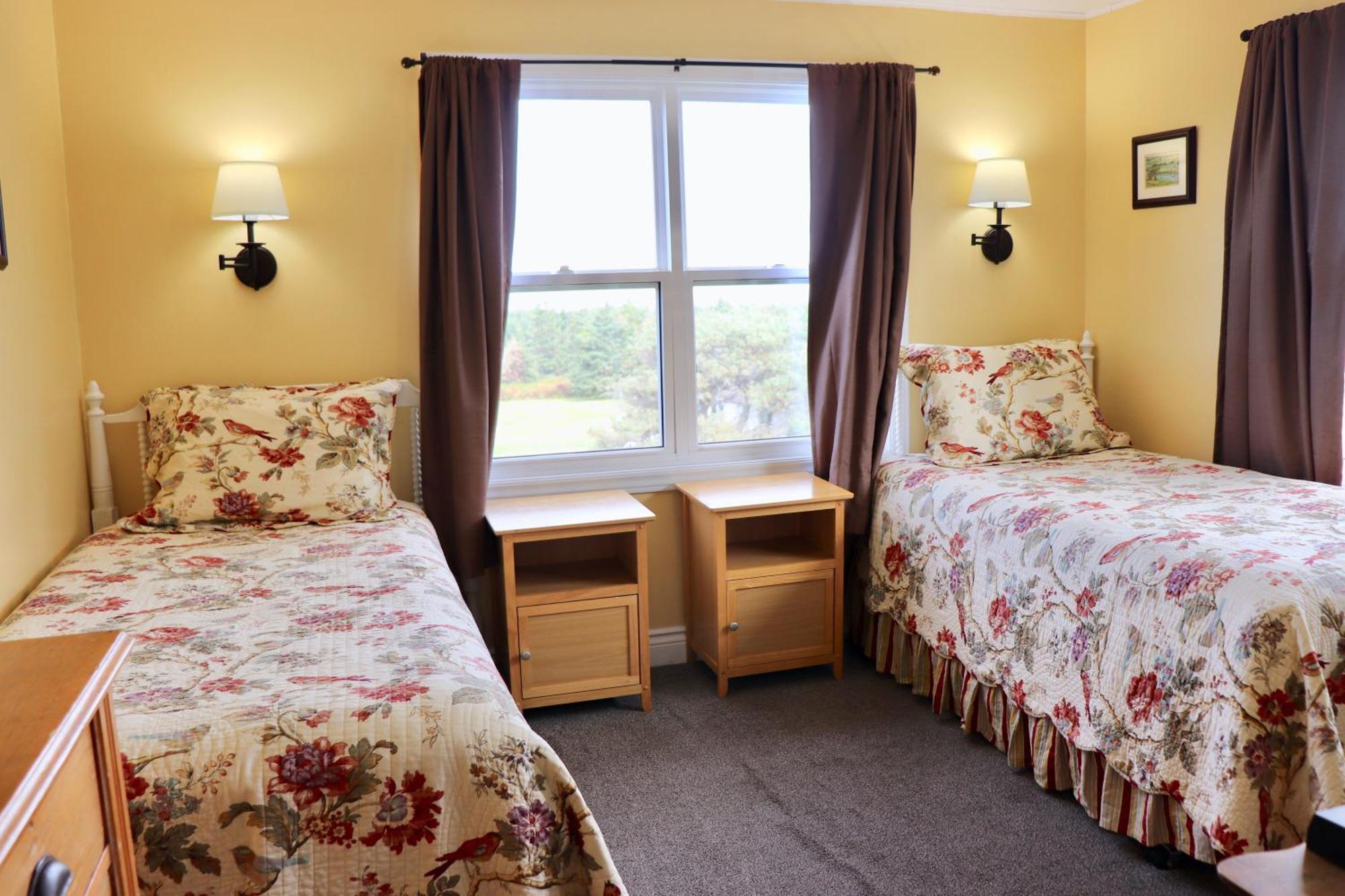 Shining Waters Country Inn Cavendish Bagian luar foto