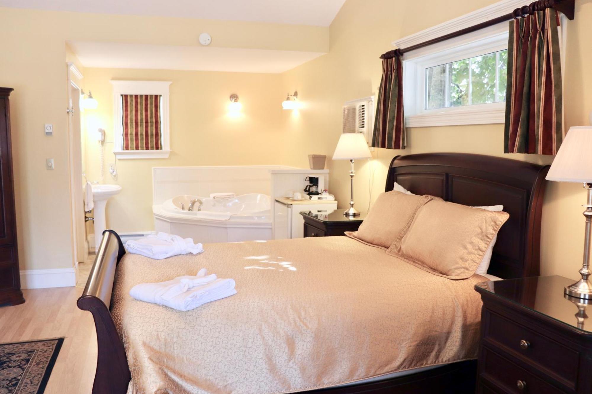Shining Waters Country Inn Cavendish Bagian luar foto