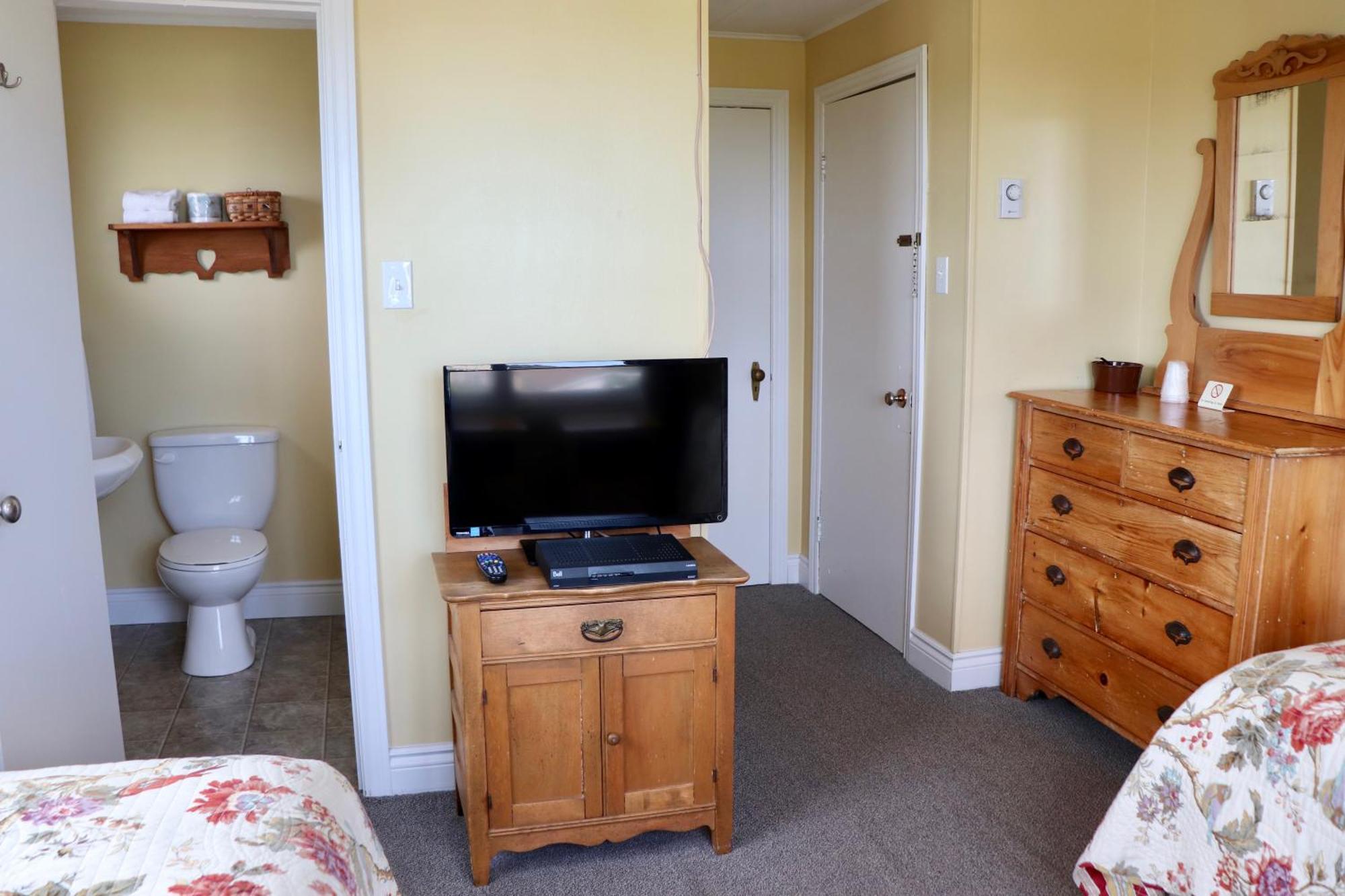 Shining Waters Country Inn Cavendish Bagian luar foto