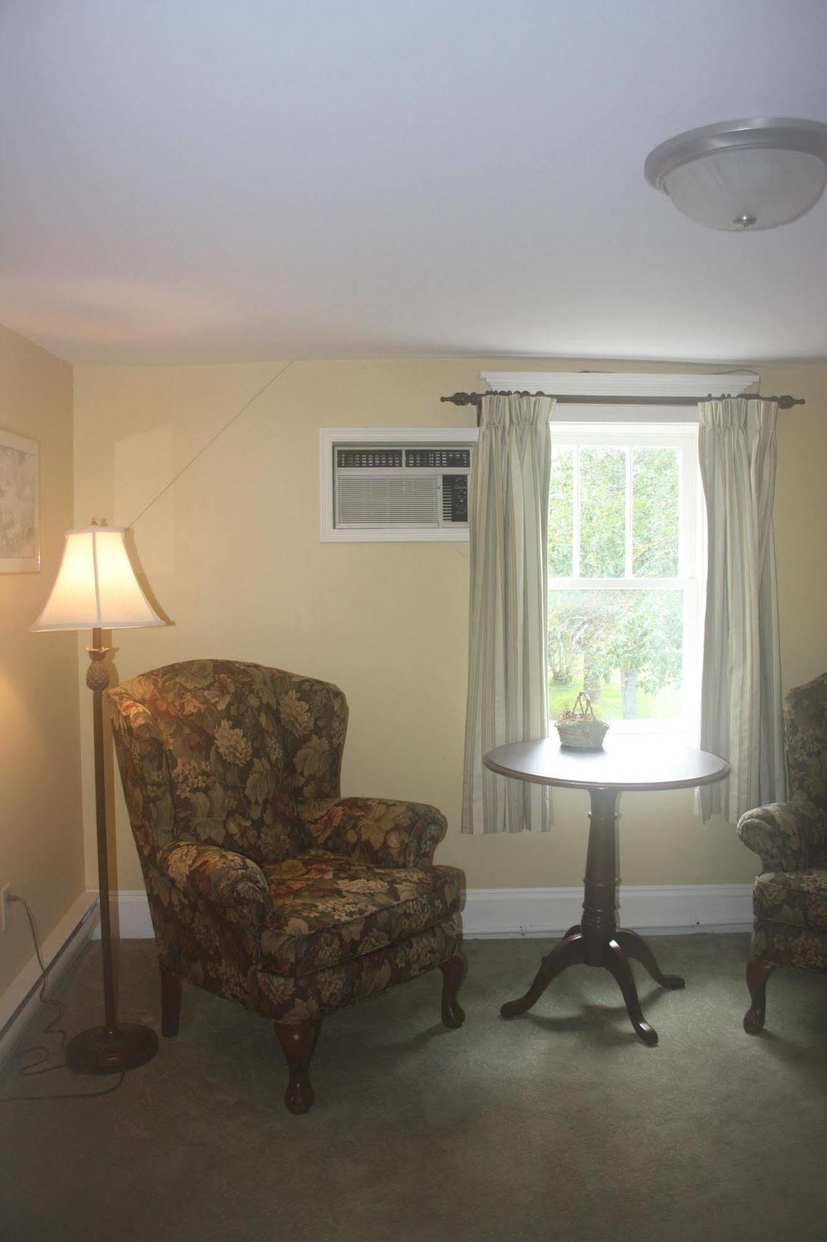 Shining Waters Country Inn Cavendish Bagian luar foto